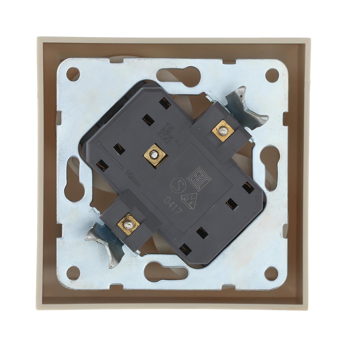 фото розетка lk studio двойная без з/к, со шторками (бежевый) lk60 863601-1 | 220svet.ru